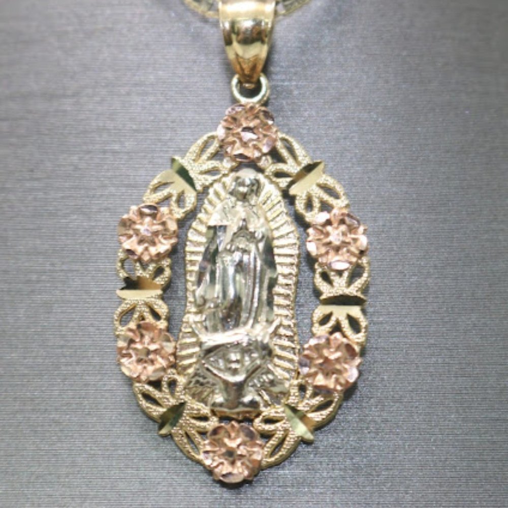 14kt Flowers Virgin Mary Engraved Pendant with 14kt Tri-tone Hollow Trace Chain